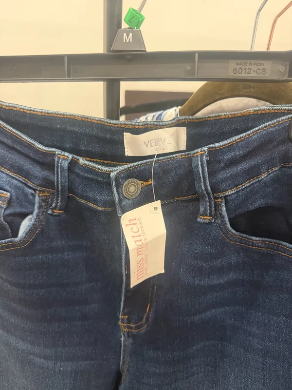 Vervet Jeans Women’s Blue Medium Wash Skinny Mid-Rise Button Zip 29 - Image 3