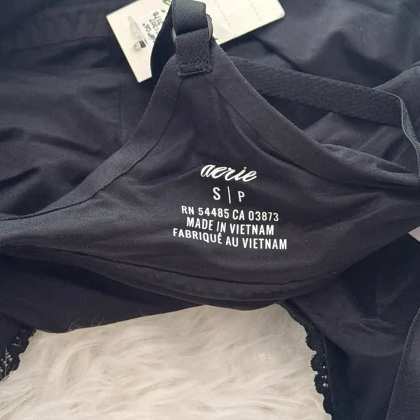 Aerie Sunnie Blossom Lace Padded Triangle Bralette True Black Size Small - Image 7
