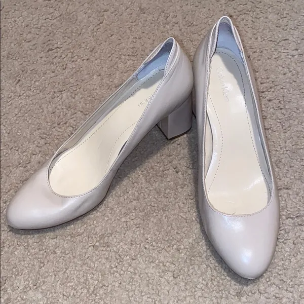 Calvin Klein Nude Cream Block Heel Pumps Size 8 - Image 2