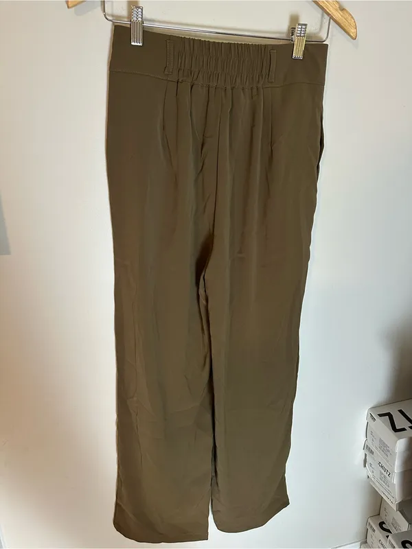 NWT Halara Flex™ High Waisted Zipper Pocket Shirred Straight Leg Work Pants smal - Image 5