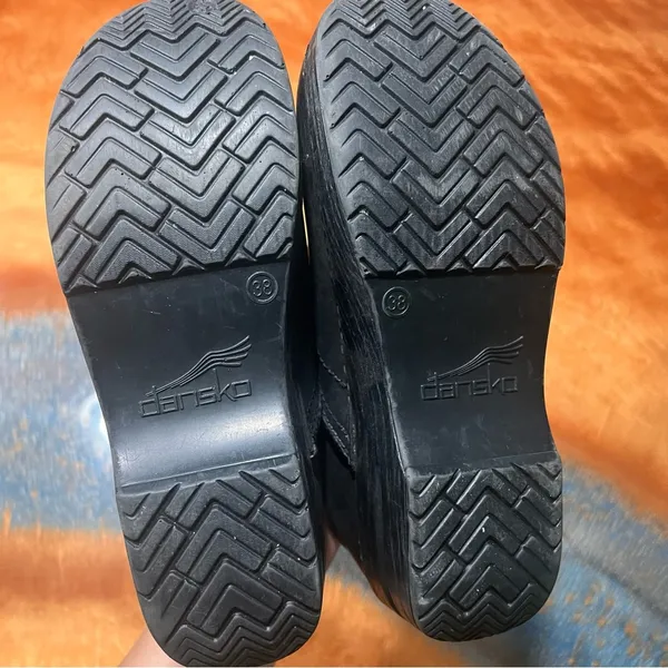 Black Leather Clogs size size 38 - Image 4