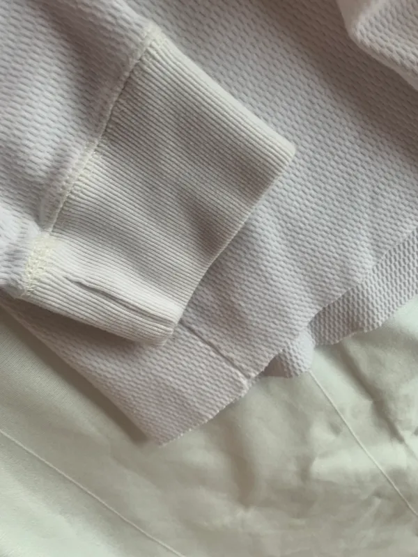 Abercrombie White Cropped Top - Image 4