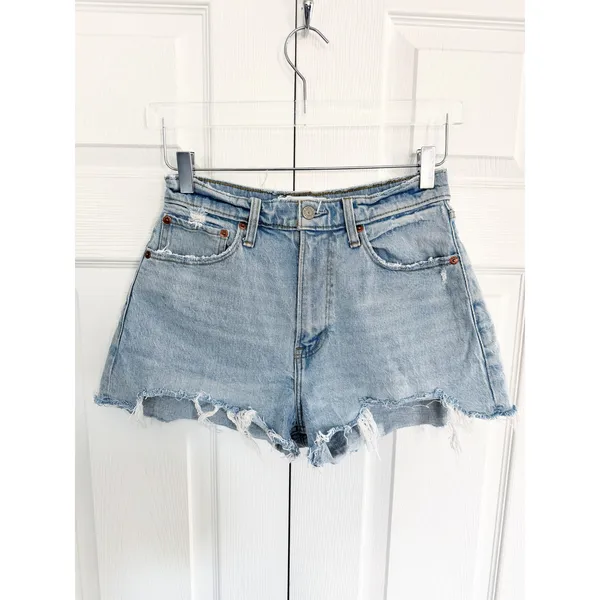 Abercrombie & Fitch Curve Love High Rise Mom Shorts Light Wash Distressed - Image 3