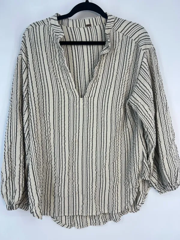 Free People "Rhythm of the Night" Tunic, a relaxed-fit piece Boho - Image 2