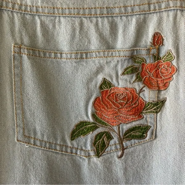 POL Light Wash Denim Short Overalls with Rose Embroidery - Image 6