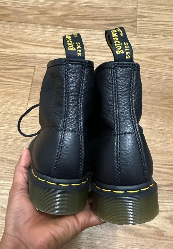 Dr Martens air wait leather ankle boots - Image 7