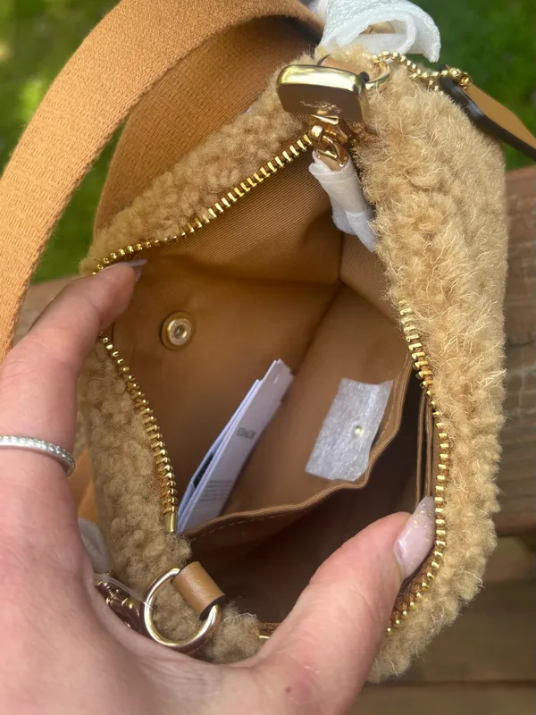 Authentic Coach 1941 Tan Sherpa Shoulder /crossbody Bag with 2 straps - Image 9