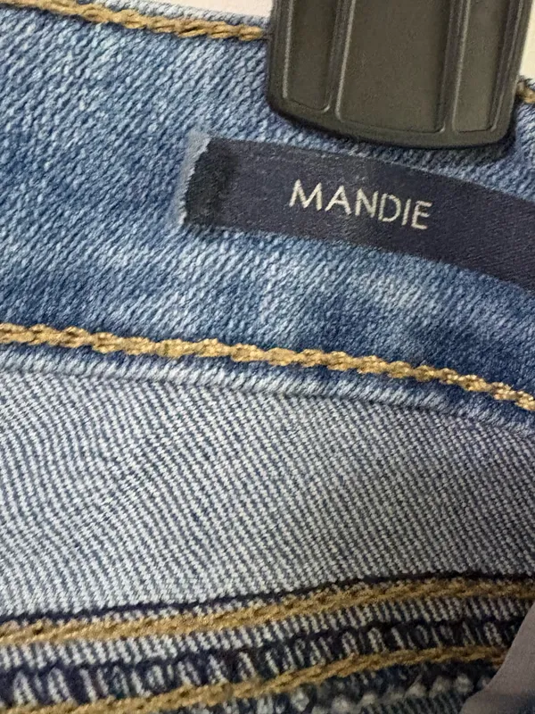 Bandolino Mandi Straight-Leg Jeans 10 petite short - Image 3