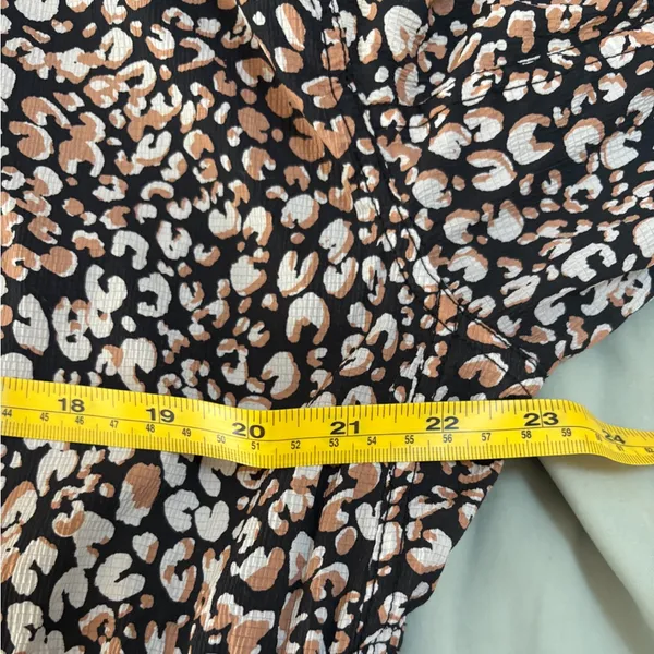 Free People Movement Run Wild Jacket in Leopard Size‎ Medium EUC - Image 7
