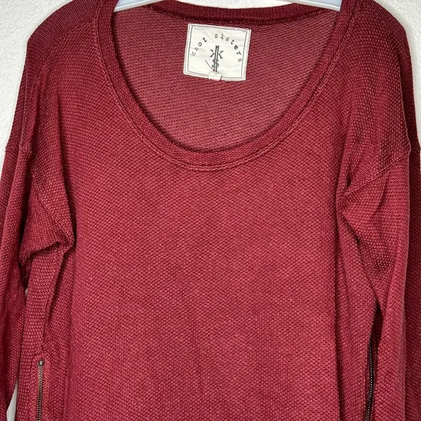 Knot Sisters Shirt With Zippers - Image 4