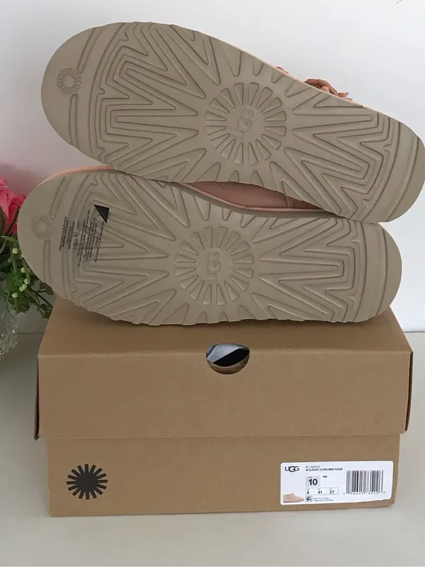 UGG Classic Ultra Mini Fleur - Image 5