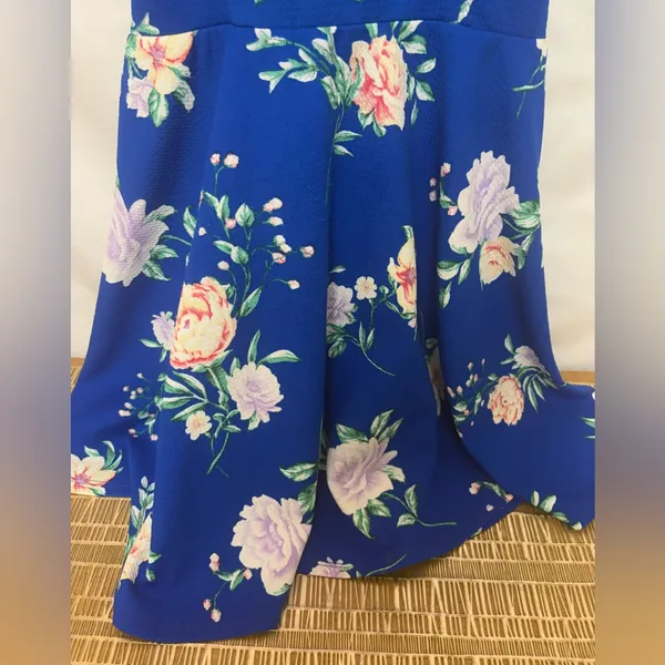 Altar’d State Everly Blue Floral Print Dress Size‎ Large - Image 3
