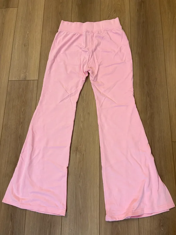 Pink lily light pink flares - Image 4