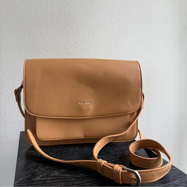 Pixie Mood Zoe Crossbody Purse in Honey - Image 3