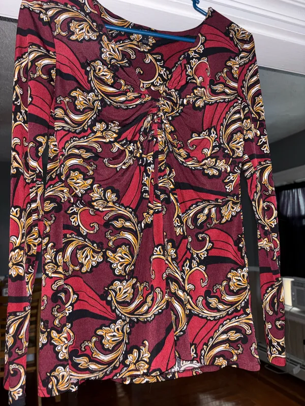 Apt. 9 Blouse Women's Size Small Burgundy Long Sleeve Floral Baroque Foliate - Image 4