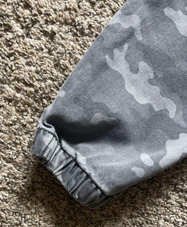 American Eagle Outfitters Pants - Image 3