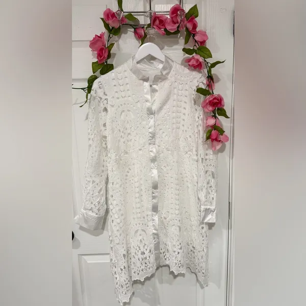 White Lace Coastal Beach Resort Long Sleeve Button Size Small Shirt Dress - Image 2
