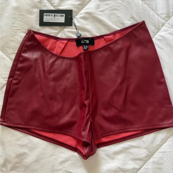 EGO Curved Waistband Shorts In Burgundy Faux Leather - Image 3