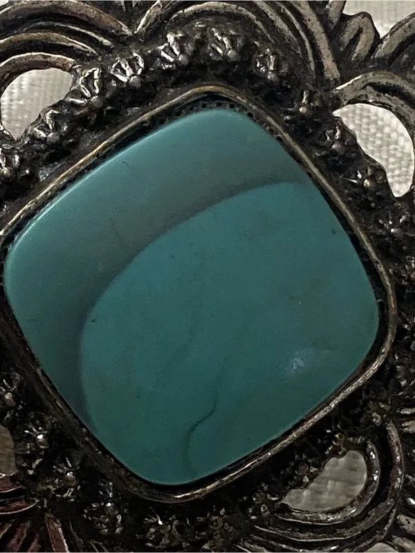 3” Round Boho Necklace Pendant Faux Turquoise Stone On Silver Tone Metal Vintage - Image 5
