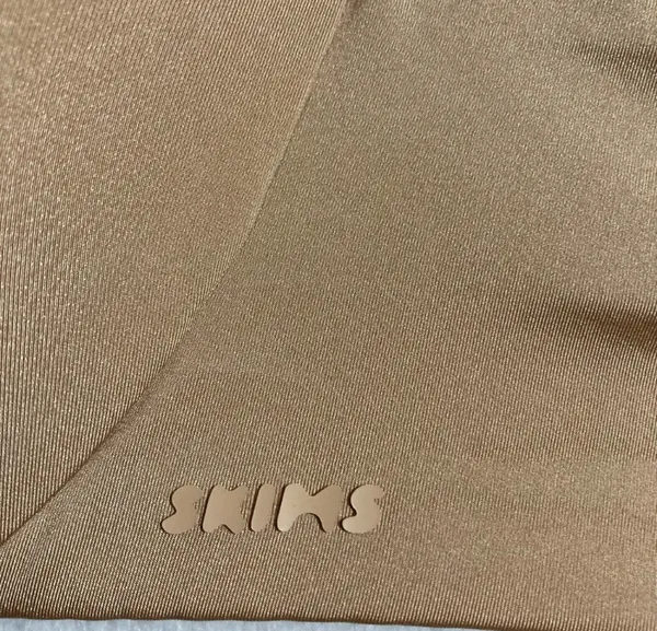 SKIMS Super Push Up Wireless Bra 32C - Image 4