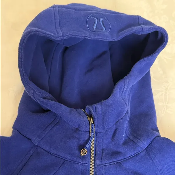 lululemon athletica Blue Jacket - Image 3