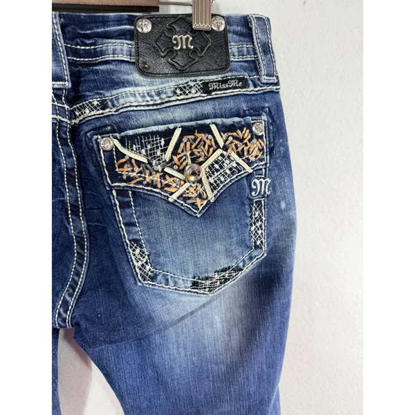 Miss Me Signature Crop Jeans Size 32 Blue Inseam 25.5" JE8091C Embellished Boho - Image 2