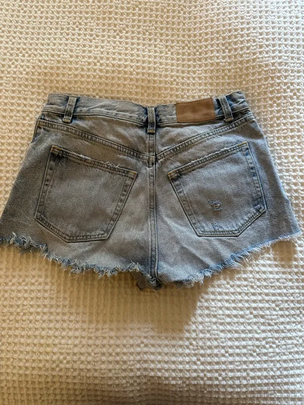 ZARA Distressed Denim Shorts Cut-Off - Image 2