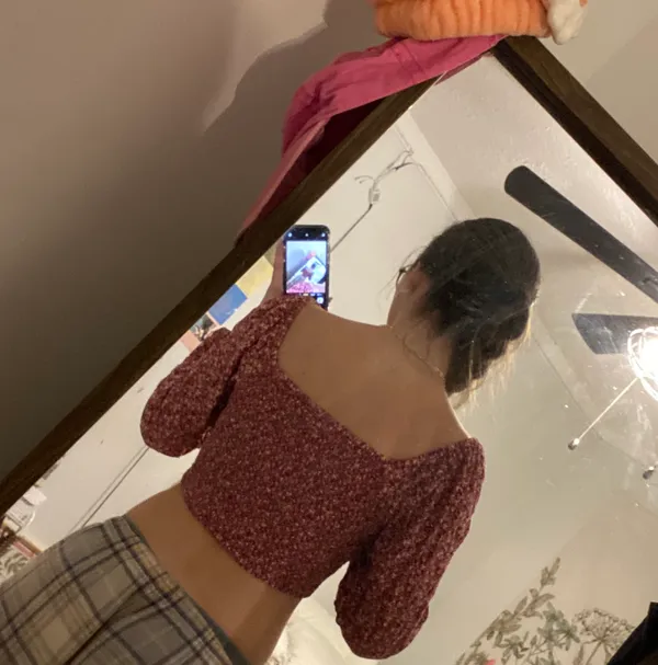 Aeropostale Long Sleeve Crop Top - Image 5