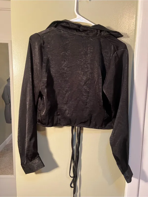 Cotton On Women’s Size Small Tie Front Blouse Long Sleeve Cropped Collar Satin - Image 5