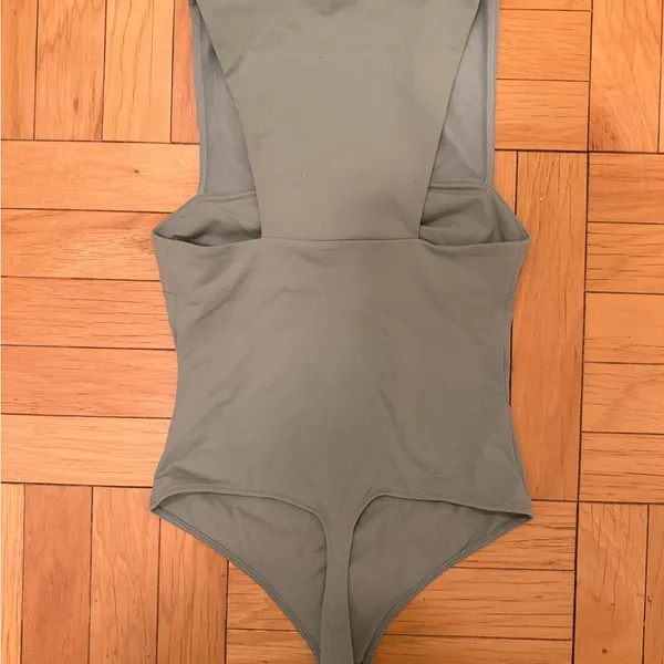 Free People Body suit Size small - Image 2