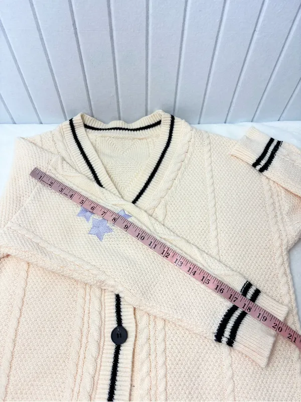 Taylor Swift‎ Cream Cable Knit Cardigan with Lavender Star Sleeves size M - Image 9