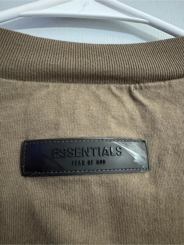 Fear of God Essentials Short Sleeve Tee Shirt Size Small - Image 6