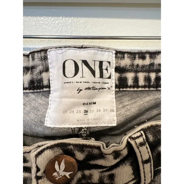 NWT One Teaspoon Sz 26 Harley Super Dupers Acid Wash Button Fly Skinny Jeans - Image 2