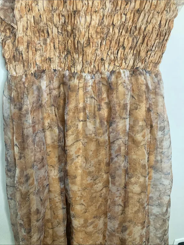 ARULA Brown Floral Maxi Dress with Smocked Bodice - Image 4