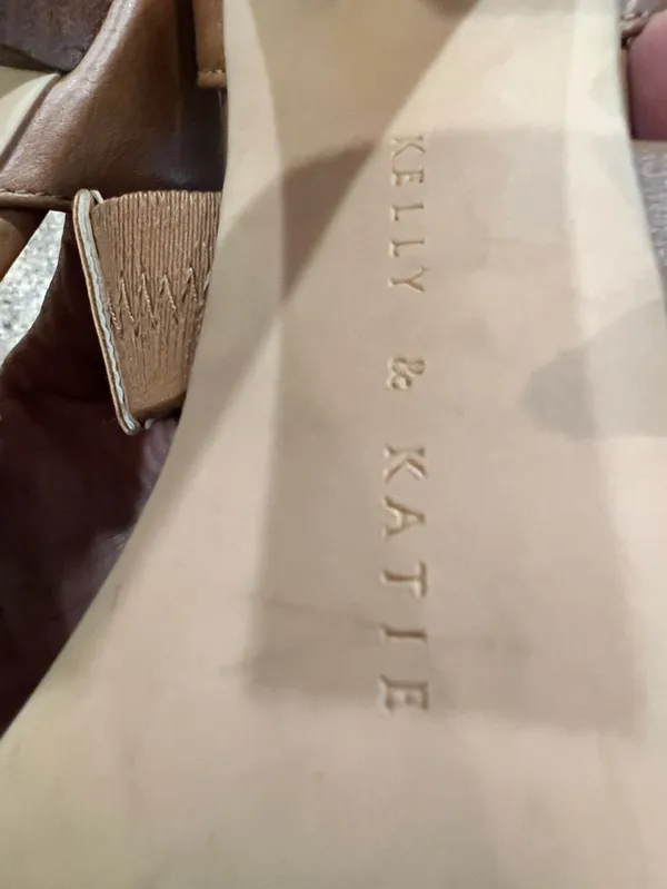 Kelly & Katie Charlotte Brown Strappy Block Heel Sandals Size 8 - Image 9