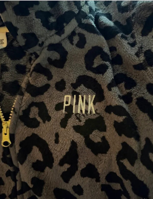 PINK Victoria's Secret Gray Leopard Print Fleece Jacket - Image 8