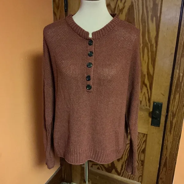 American Eagle Rust Henley Sweater | Lightweight Knit Long Sleeve - Image 9