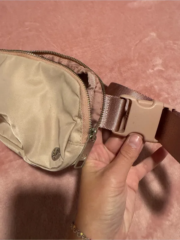 Lululemon bag - Image 5