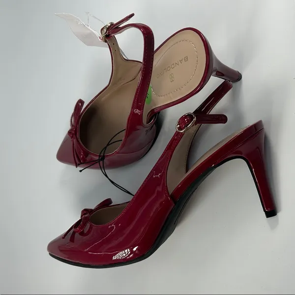 Bandolino Red Patent Slingback Heels - Image 5