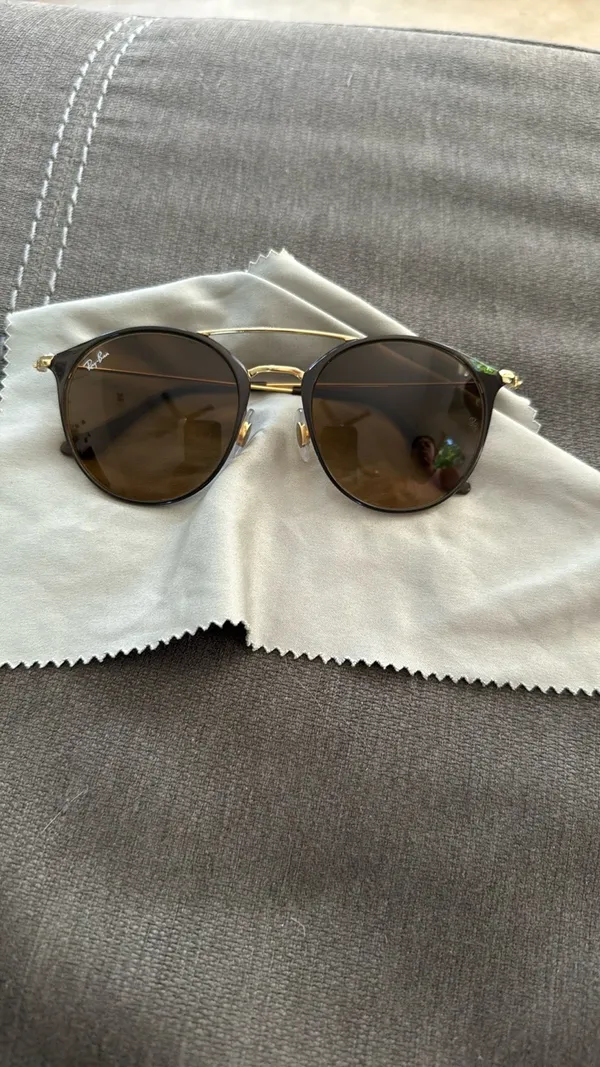 Ray-Ban Black and Gold Sunglasses: RB3546 - Image 7