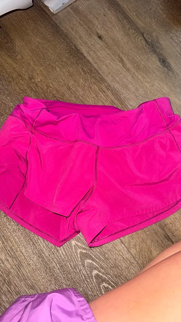 Lululemon Speed Shorts 2.5" Low-Rise - Image 4
