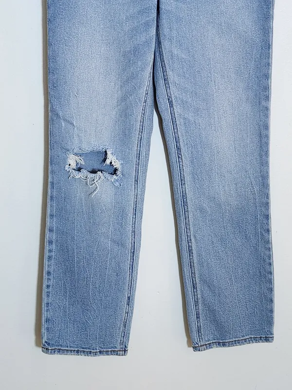 Abercrombie & Fitch Light Wash Ultra High Rise Ankle Straight Jeans Size 0 - Image 3