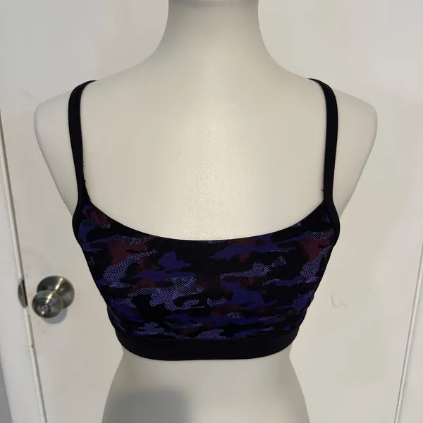 Lululemon Rise and Run Bra -‎ Size 6 - No Tag Size/Yes Size Dot. - Image 3