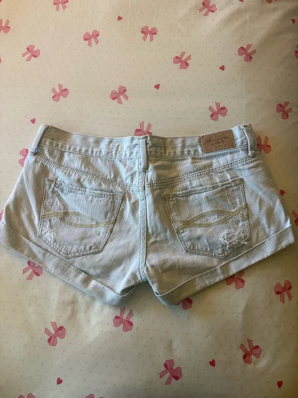 Y2K Abercrombie Shorts Vintage - Image 3