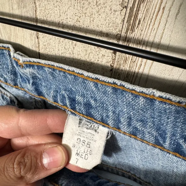 Vintage 90s Levis Denim Jean Mom‎ Short High Waist USA White Tab Womens Size 7 - Image 5