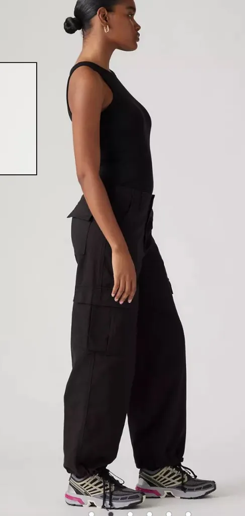 Levi’s Women’s 94 Baggy Cargo Pants - Image 3