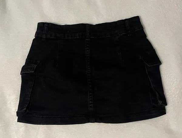 SheIn Black Cargo Mini Skirt - Image 3