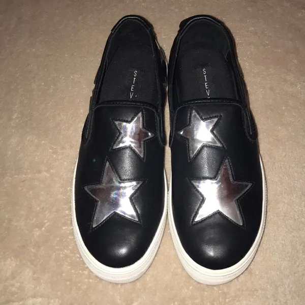 ✨Steven by Steve Madden Black Silver Star slip ons - Image 2