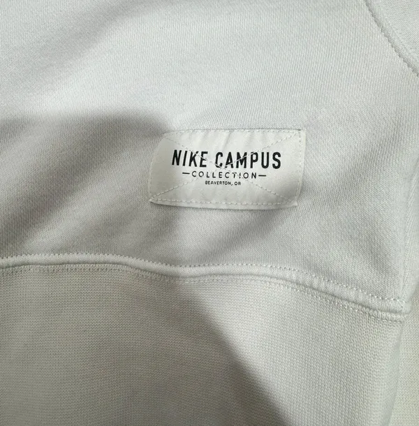 Nike University Of Iowa Sweatshirt - Image 4