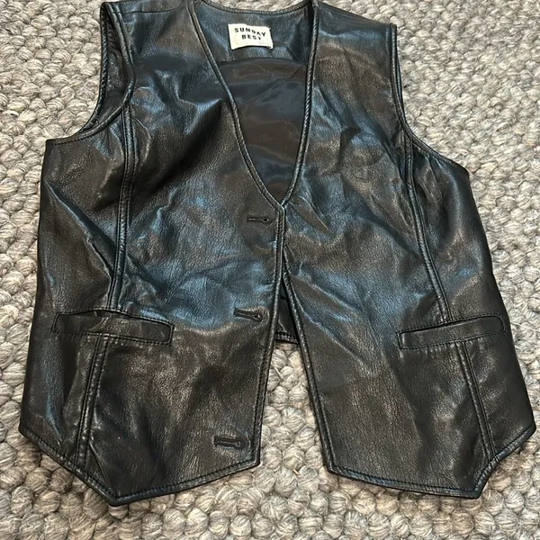 Sunday Best Aritzia Black Leather Open Vest Size 0 - Image 5